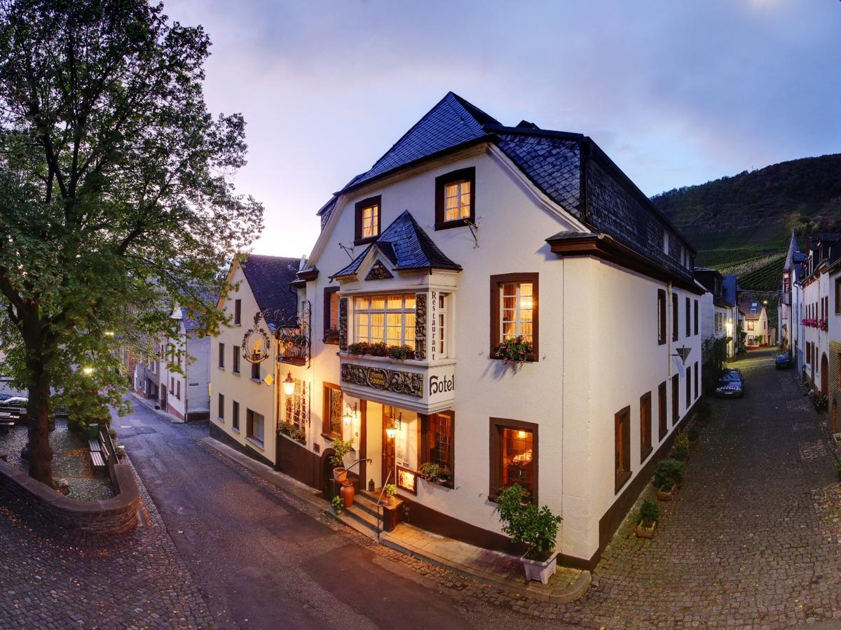 Hotel Weingut Schuetzen Senheim Dış mekan fotoğraf
