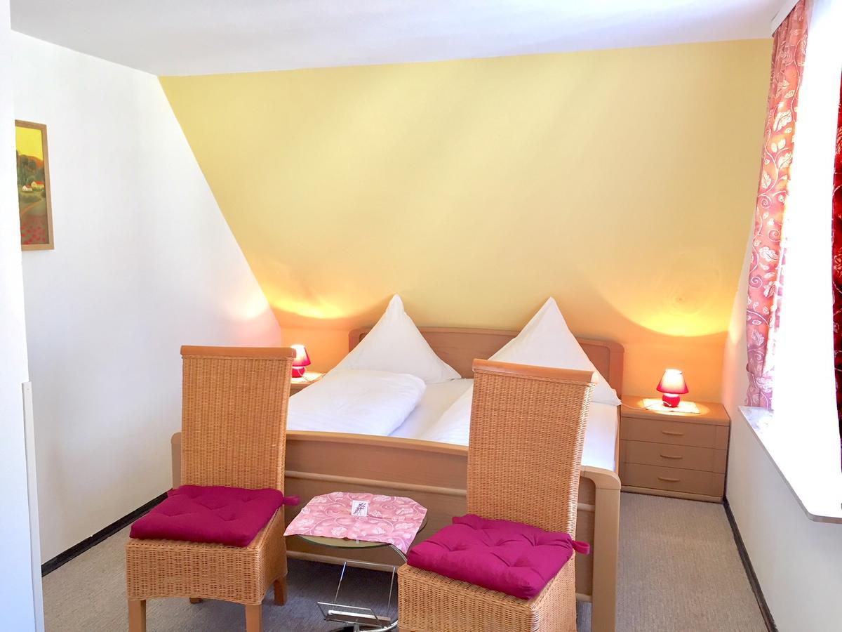 Hotel Weingut Schuetzen Senheim Dış mekan fotoğraf